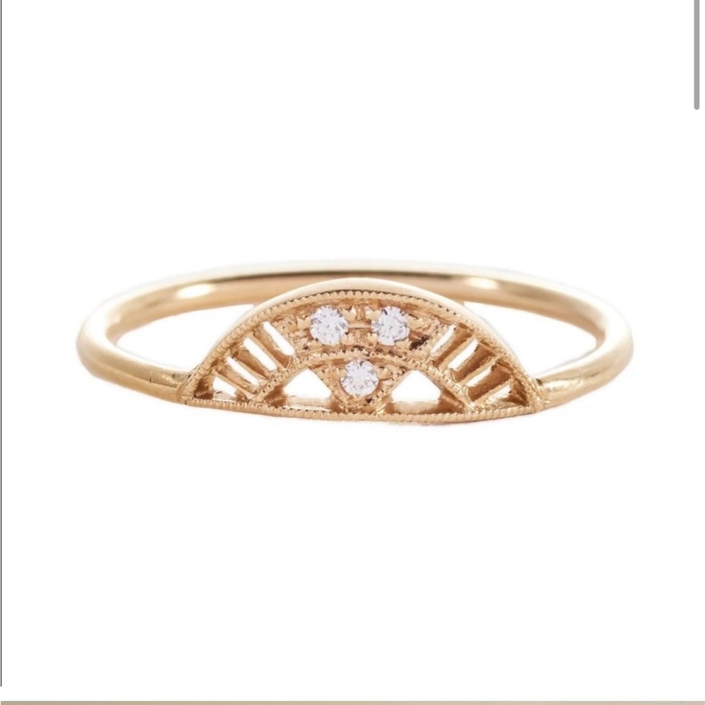 Catbird Rose Gold Ring with 3 diamonds